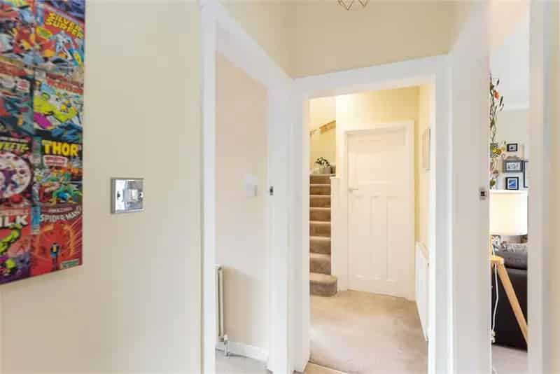 3 Bed Flat Double Upper with 1 Reception Room