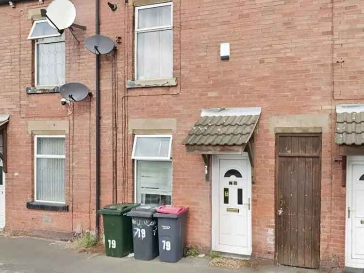 3 Bedroom Mid Terrace House For Sale