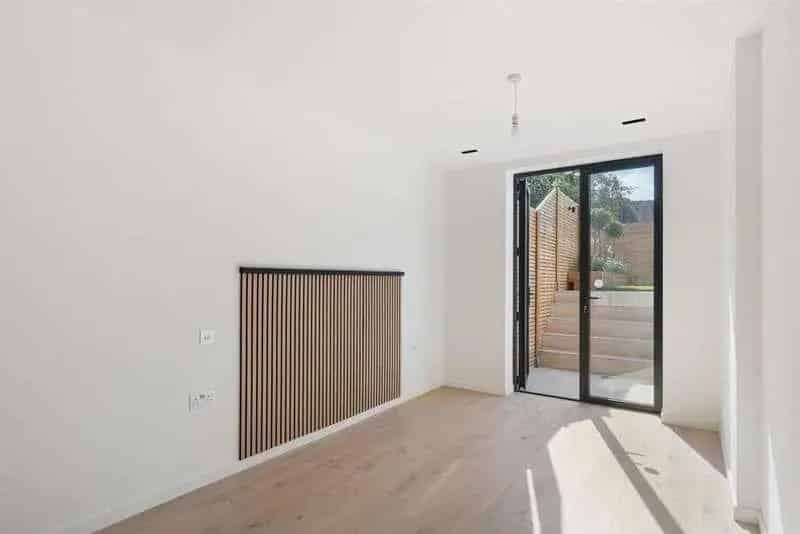 2 Bed Flat for Sale near West Ealing Station