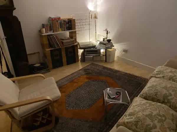 Large 2-Bed Flat South Hampstead  Near Tube Station