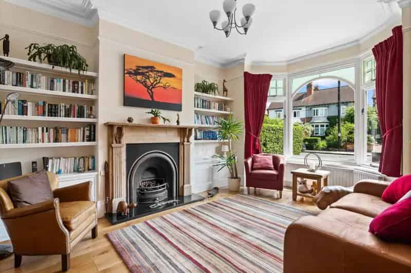 4 Bedroom Semi-Detached House for Sale