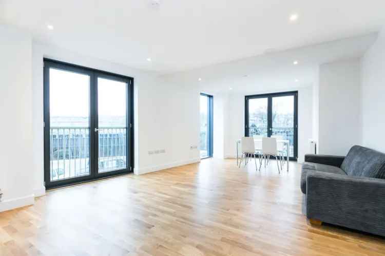 Spacious 1-Bed Apartment in Lewisham's Portrait Building