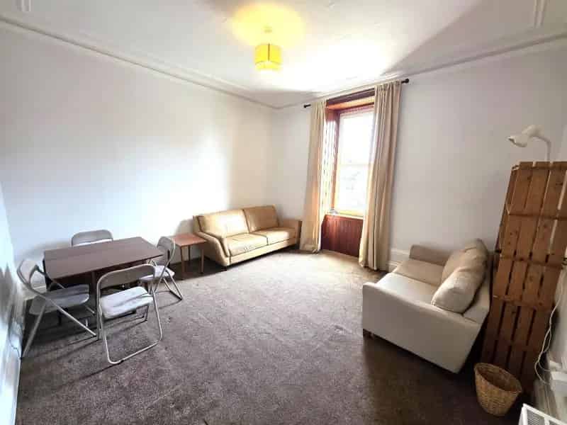 2 Bedroom Flat to Rent in Scotland