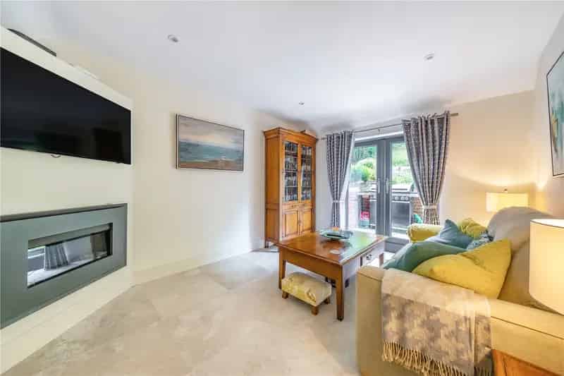 3 Bedroom House Headley Charming Cottage Secluded Plot