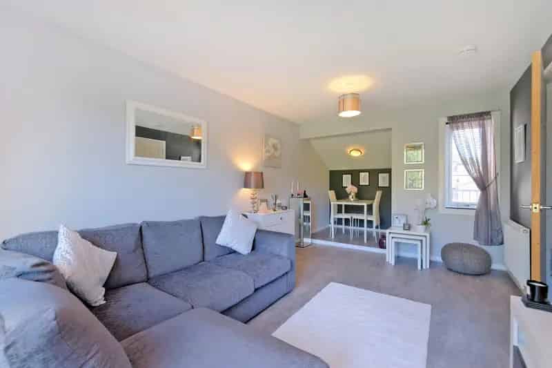 One Bedroom Flat in Peterculter with Balcony and Parking