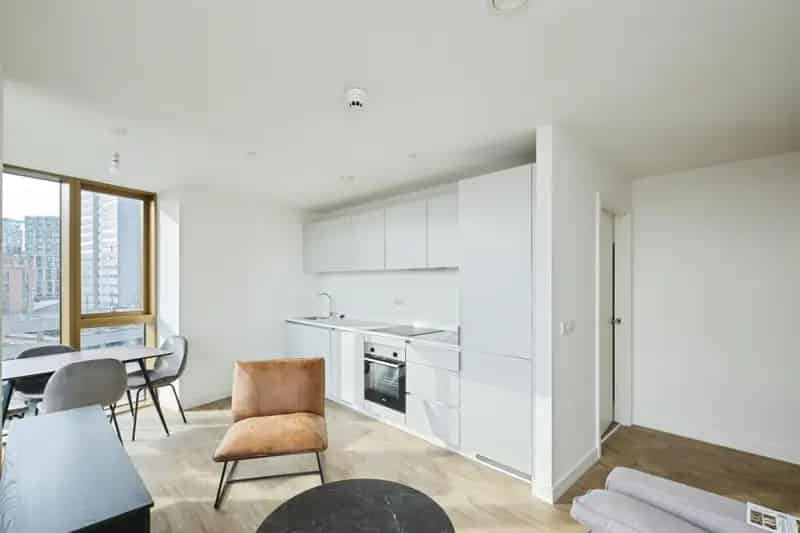 2 Bedroom Flat City View High Floor Brand New Apartment