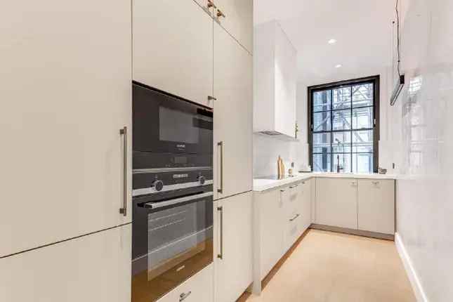 Flat for sale in Nottingham Place, London W1U