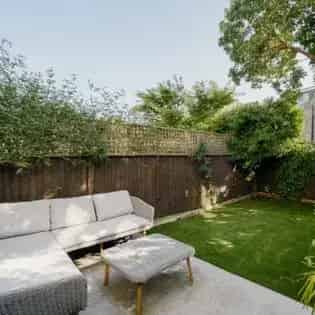 4 Bedroom House 205m2 London