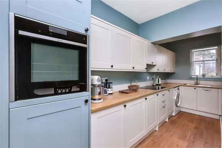 1 Bed Flat - Others with 1 Reception Room