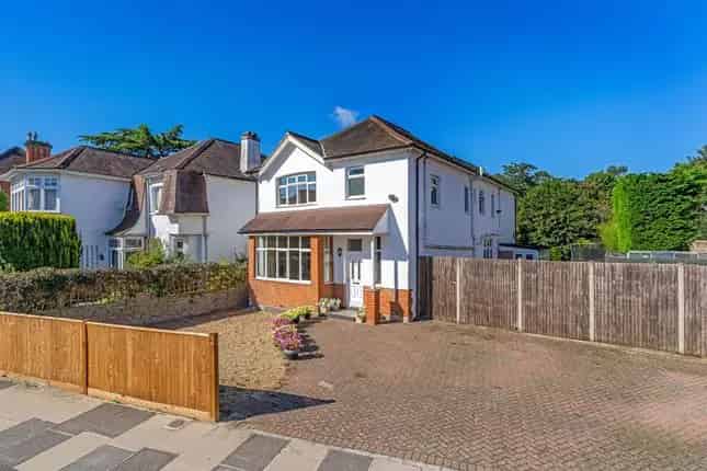5 Bedroom Detached House for Sale Strawberry Hill Twickenham