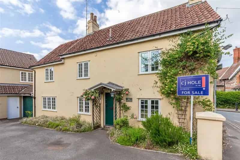 2 Bedroom Semi-Detached House for Sale