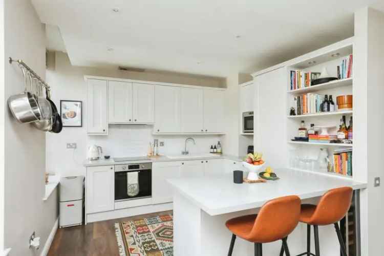 Stunning River View 3-Bedroom Duplex Apartment
