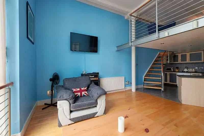 2 Bed Flat for Sale in Glasgow's Historic Old Co-Op Building