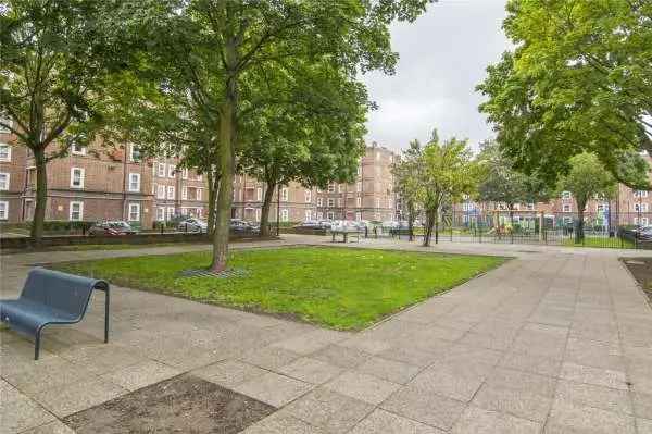2 Double Bedrooms near Homerton Station and Victoria Park