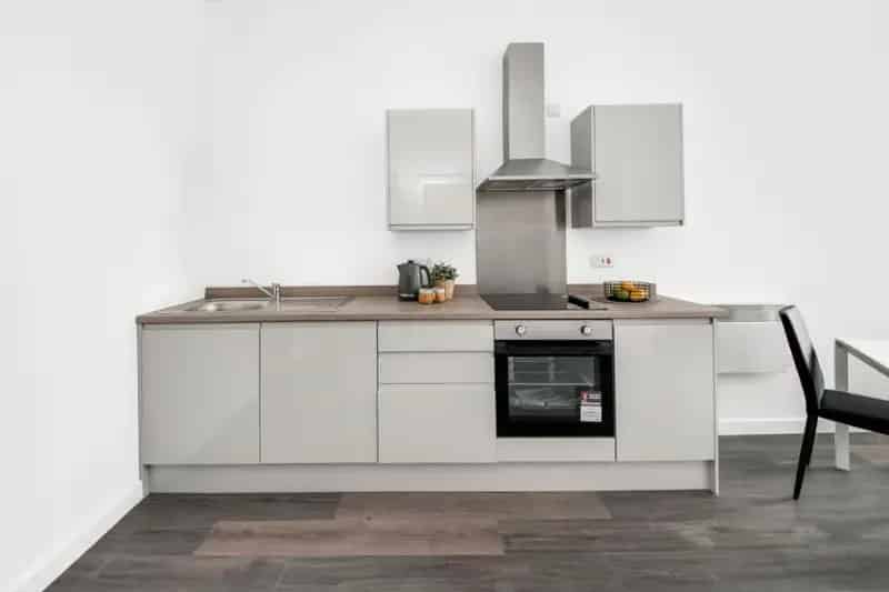 Studio Flat Contemporary Living High Spec Finish