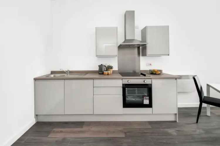 Studio Flat Contemporary Living High Spec Finish