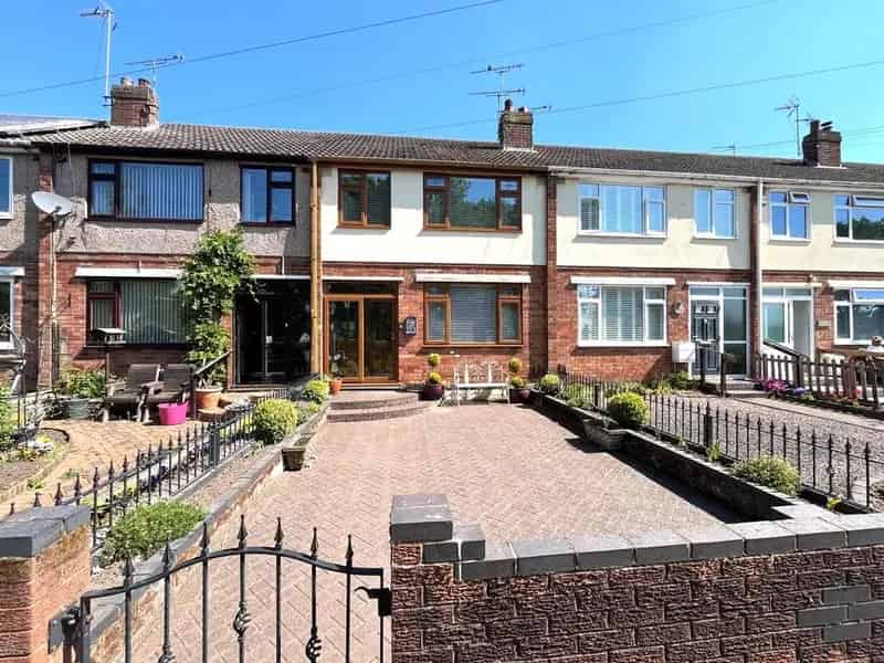 3 Bedroom Terraced House for Sale