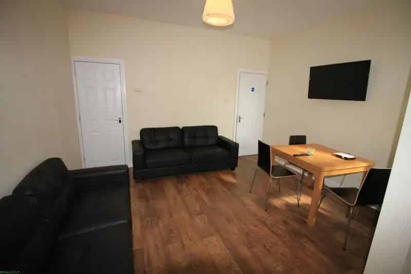 5 Bedroom Student House for Rent in Coventry
