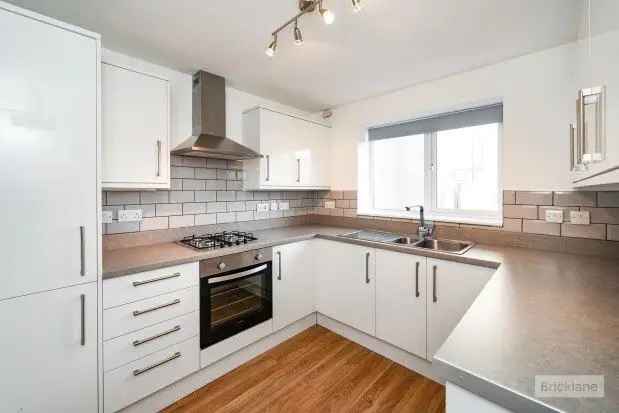 Four Bedroom House in Brentry Bristol Near Southmead Hospital