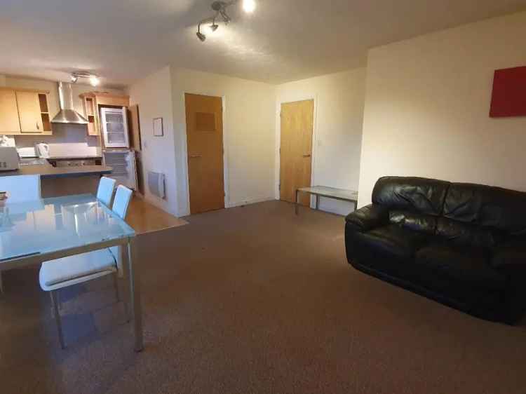 2 Bedroom Flat House to Rent in Eastern Green