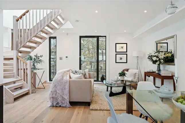 Terraced house for sale in Georges Road, Islington, London N7