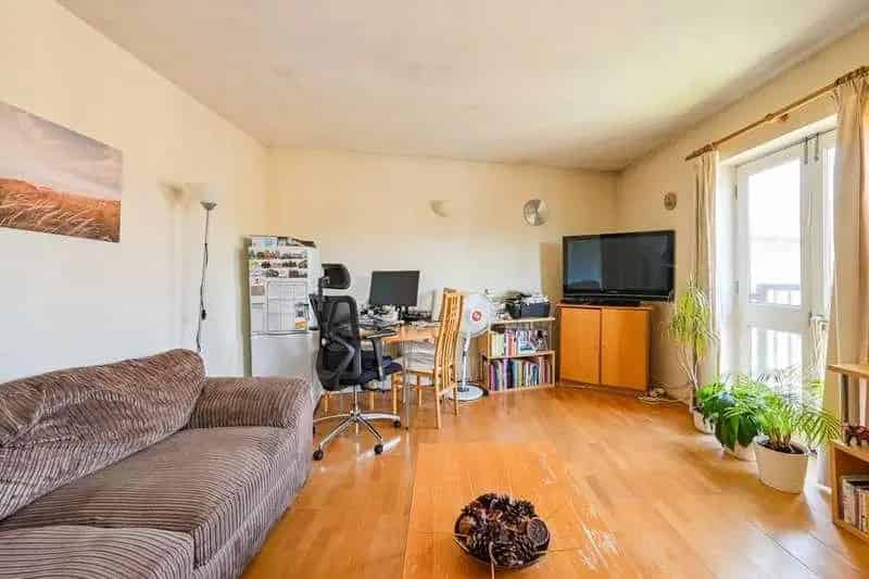 2 Bed Flat for Sale near Island Gardens DLR