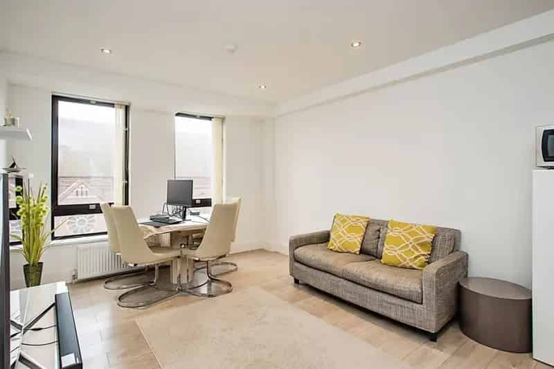 Watford Town Centre Apartment - Modern 1 Bed Flat