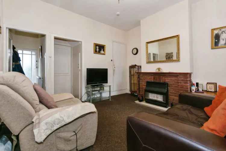 3 Bedroom Terraced House For Sale No Chain