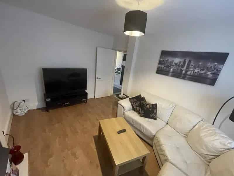 3 Bedroom Terraced House to Rent Near City Centre