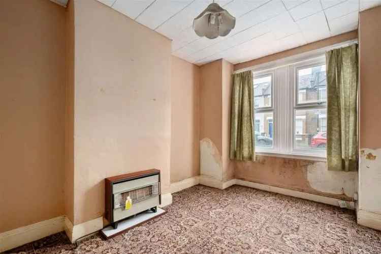 2 Bed Victorian House Wimbledon - Modernisation Potential