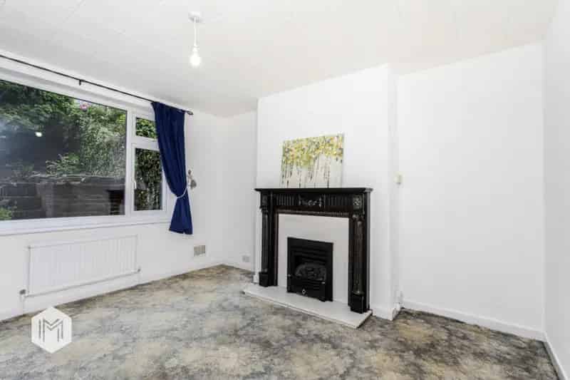 3 Bedroom Family Home For Sale