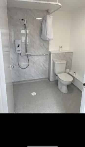 3 Bed House with New Wet Room and Kitchen