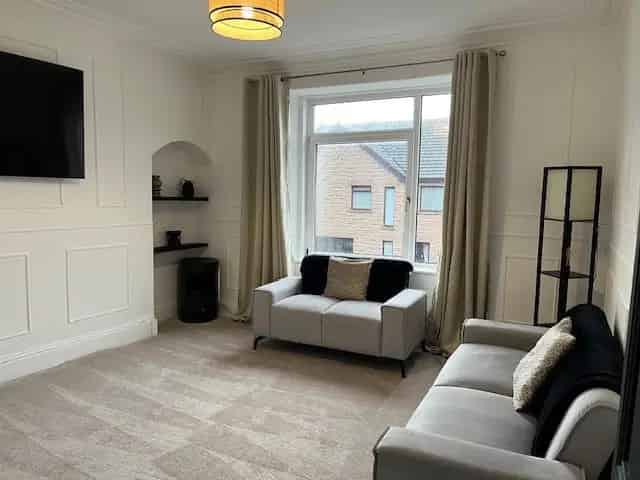 3 Double Bedroom Flat Peterhead - Immaculate and Furnished