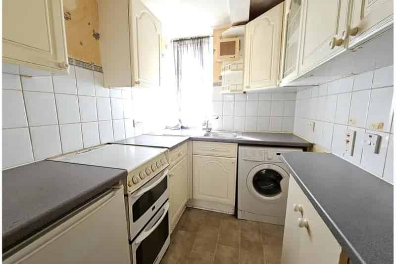 1 Bed Flat Renovation Project Near Holyrood Park
