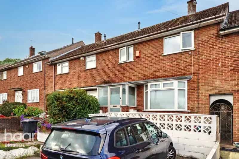 3 Bedroom Terraced House for Sale No Sale No Fee