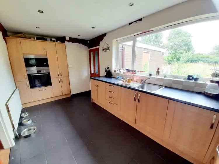 3 Bedroom Detached House Gainsborough