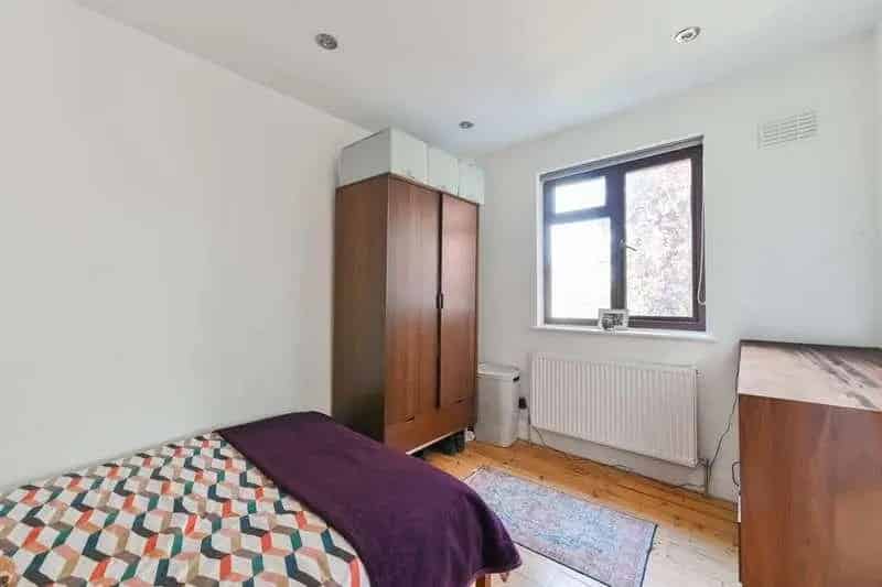 1 bed flat for sale