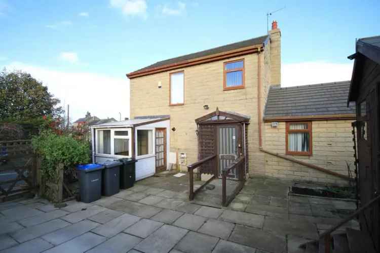 4 Bedroom Detached House to Rent