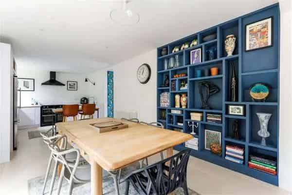 Exceptional Stylish Home with Open Plan Living and South-Facing Garden