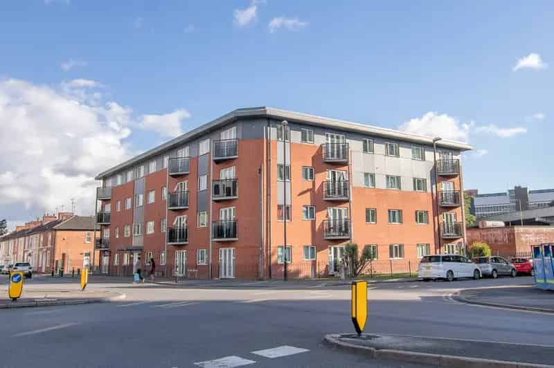 2 Bedroom Flat for Sale - Fast Sale Guaranteed