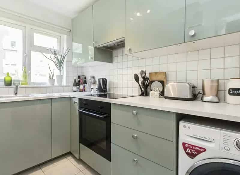 Double Bedroom Maisonette near Streatham Station