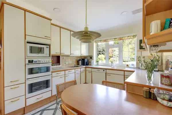 Spacious Family Home with Delightful Gardens Sevenoaks Kent
