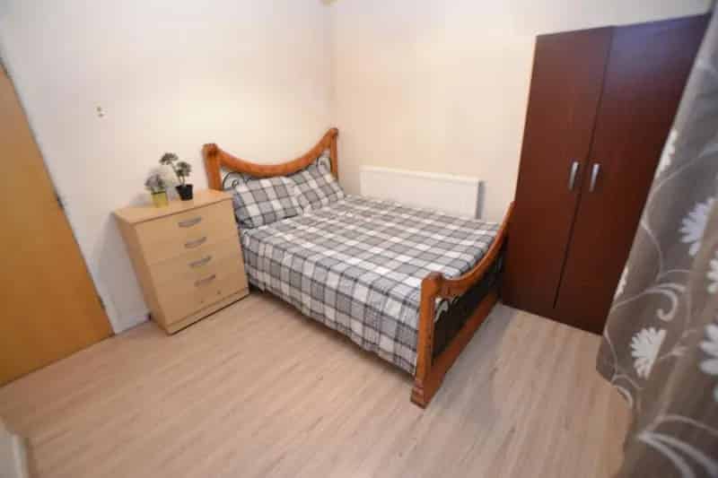 4 Bedroom Flat to Rent Stepney E1 - Students Professionals