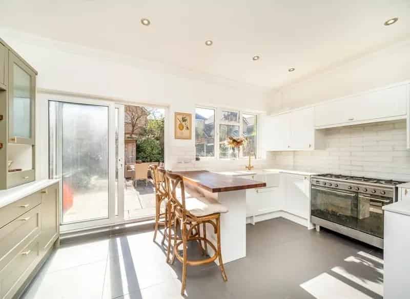 Four Bedroom Victorian House Near Haydons Road