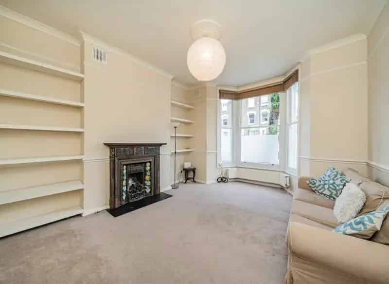3 Bedroom Victorian Maisonette near Queens Park