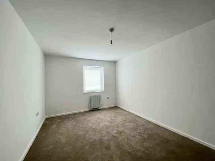 2 Bedroom Luxury Apartment Refurbished