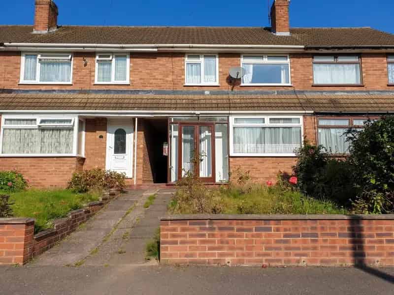 3 Bed Family Home Available Now Part Furnished