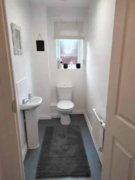 2 Bed Semi Detached House Lyde Green