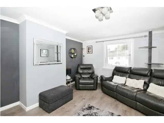 3 Bedroom Flat for Sale in Aberdeen Northfield