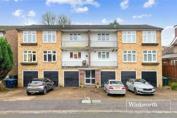 2 Bedroom Flat for Sale - Top Floor Apartment with Private Balcony and Garden